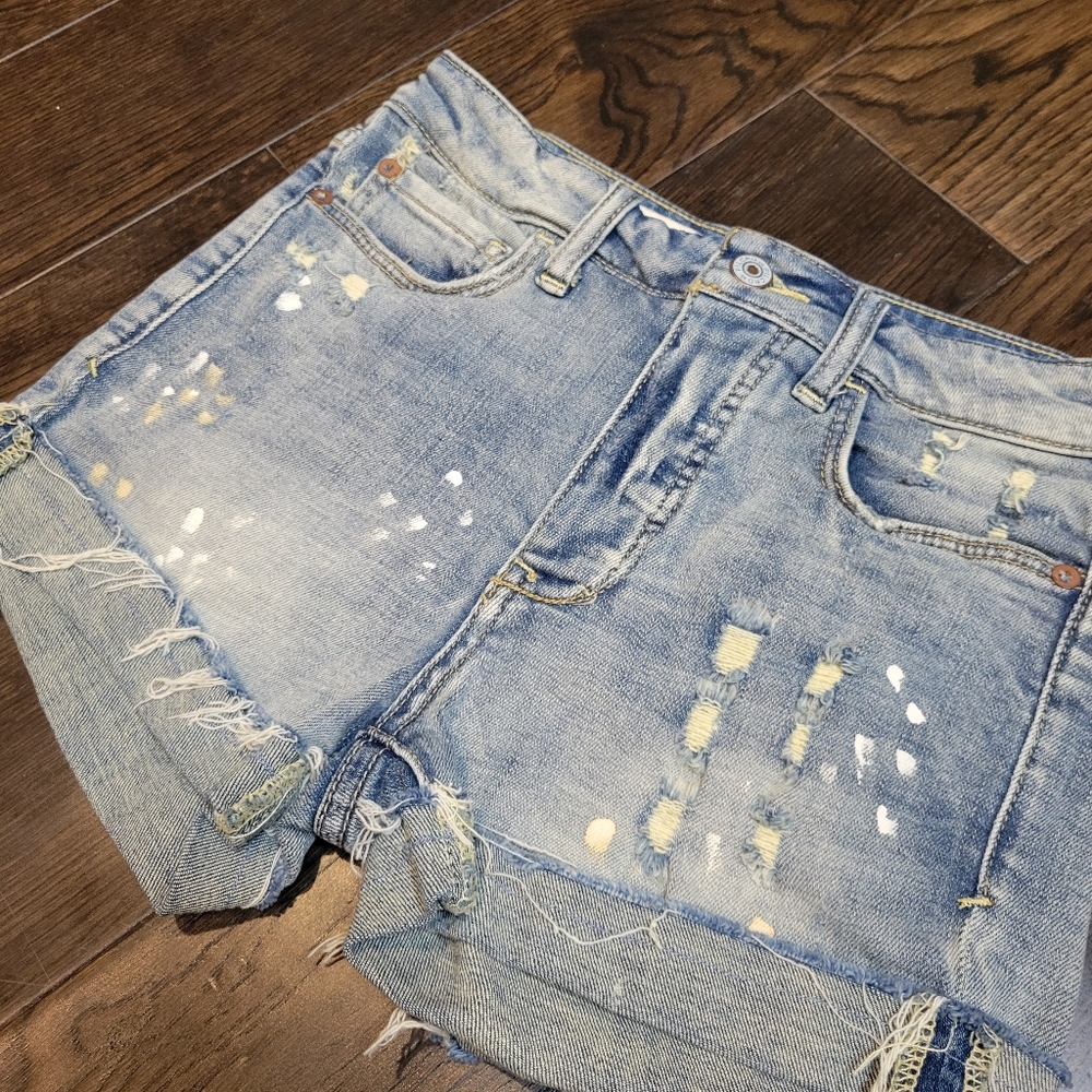 Anthropologie Distressed Jean Shorts - Picture 6 of 8